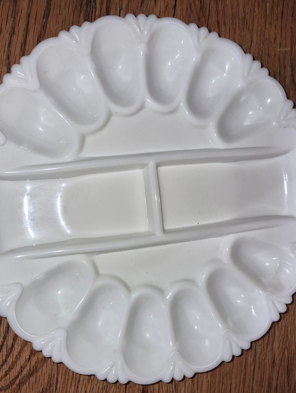 Vintage L.E. Smith Milk Glass Deviled Egg/Oyster Plate